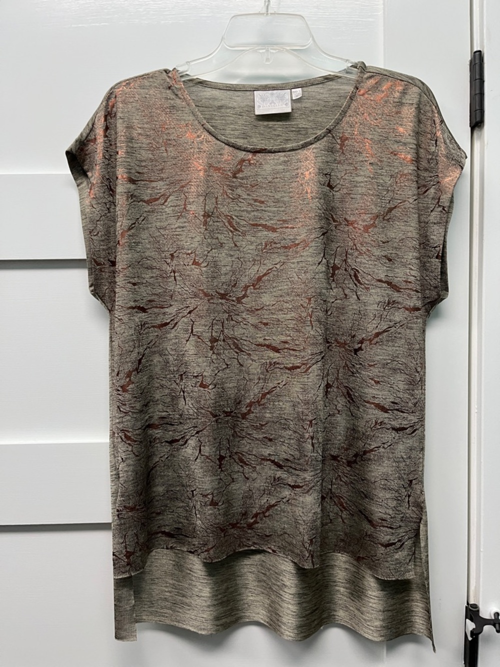 Dantelle Top with Copper Accents NWOT